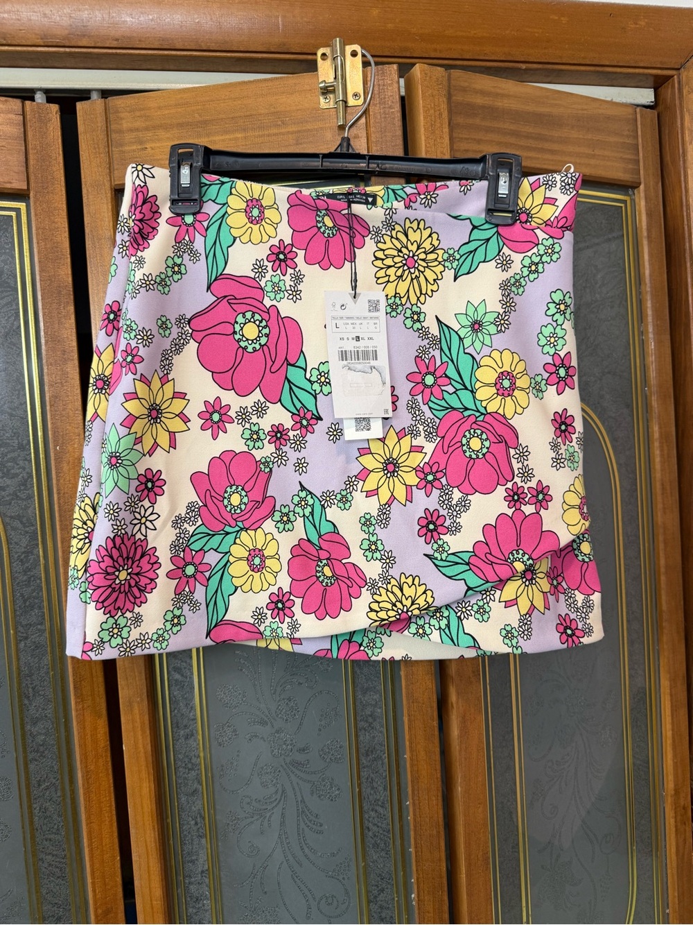 ZARA Ladies Floral  A-Line Mini Skirt in Pink, Yellow & Mint, BRAND NEW